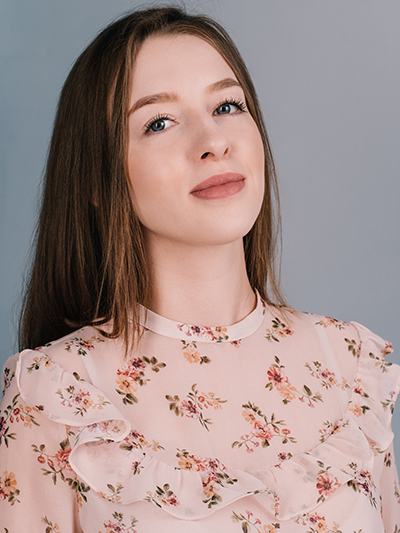 Алена Казакова